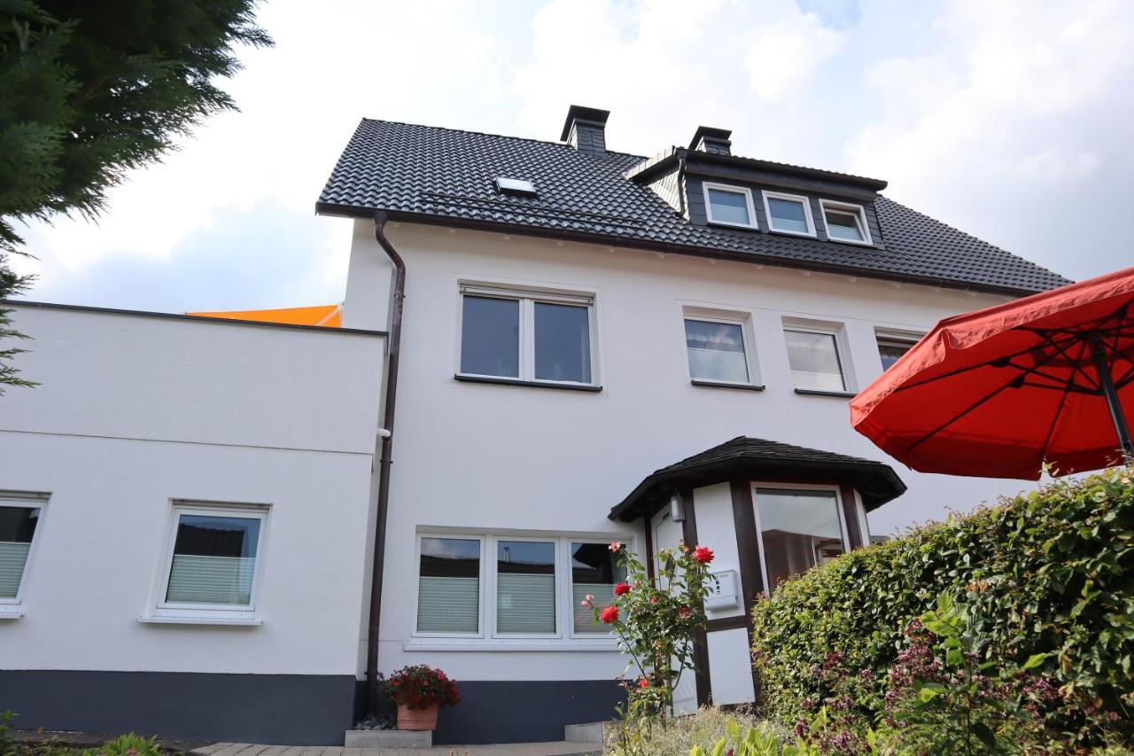 Ferienwohnung Dicke Linde Schmallenberg Esterno foto